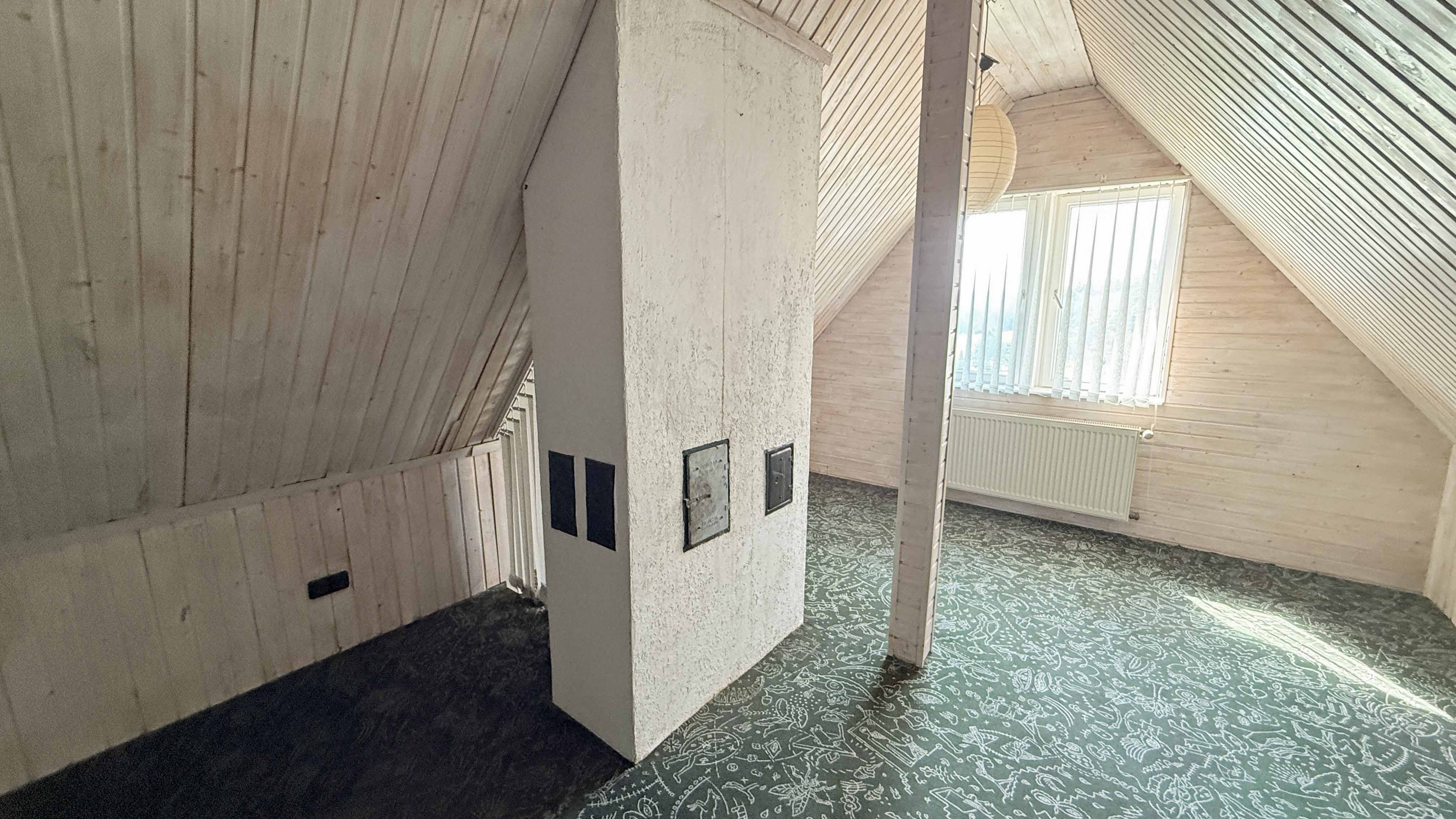 Morsbach-Herbertshagen: besondere Lage - besonderes Haus, massive Split-Level-Bauweise (versetzte Ebenen)