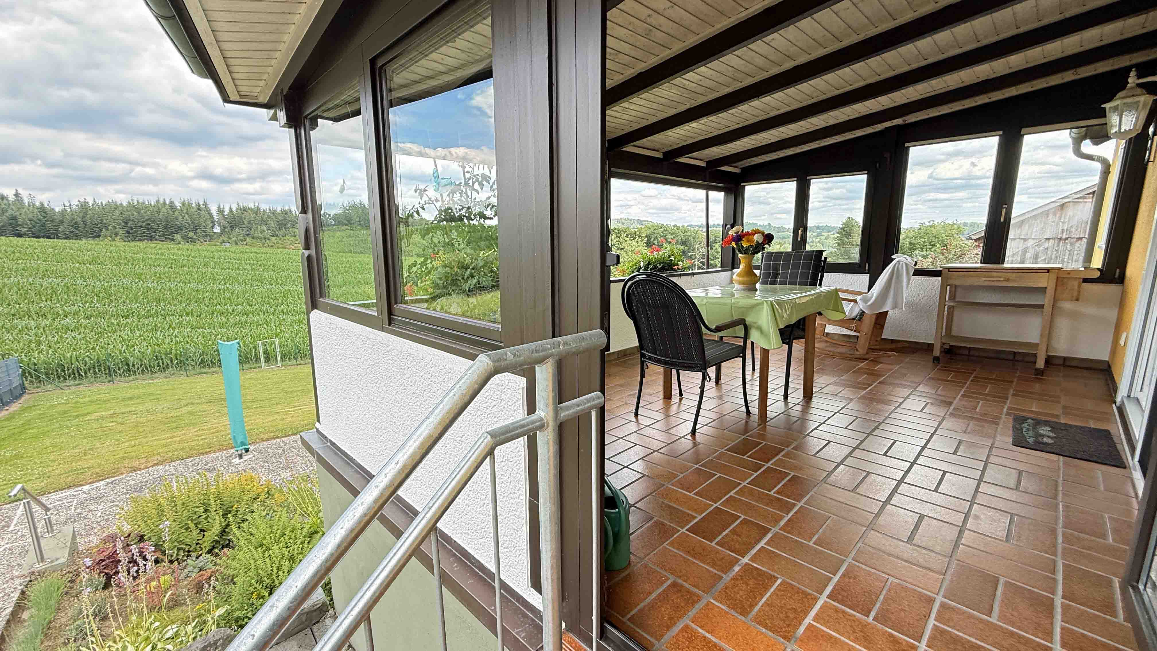 376 2-440 - Verkauft - Morsbach-Katzenbach: Gepflegter Bungalow mit großem Garten