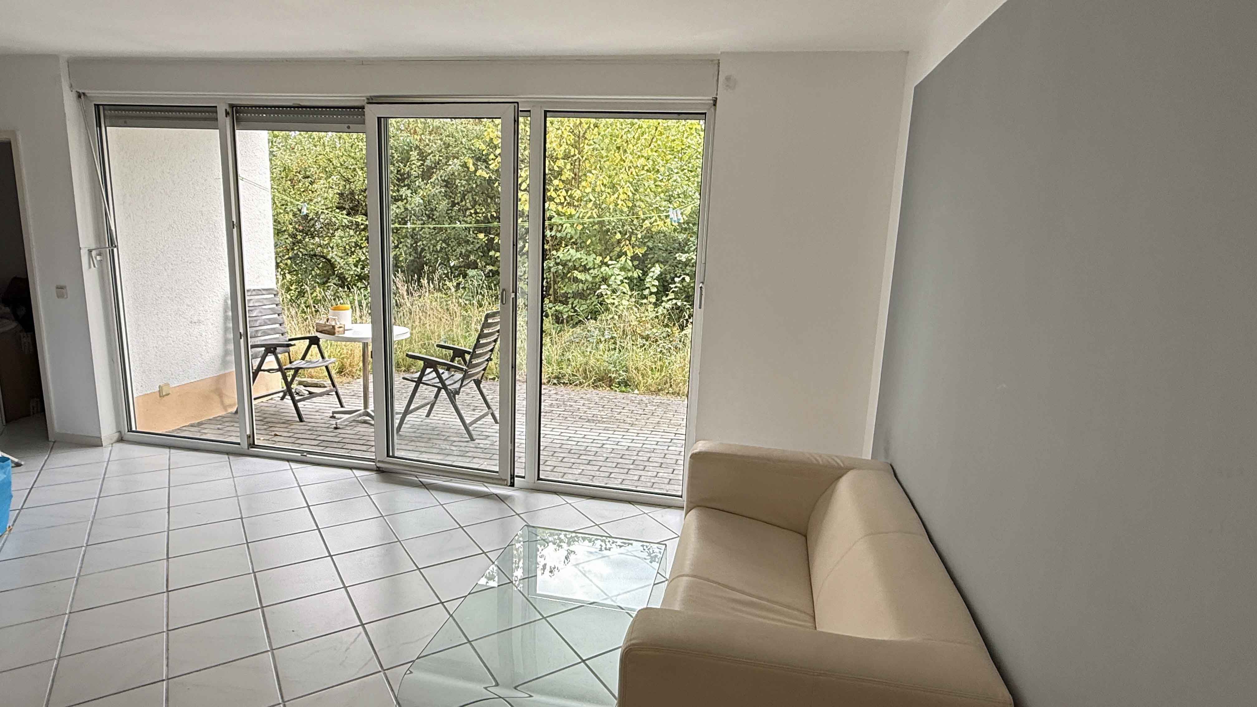 Verkauft - Waldbröl: Apartment mit Terrasse zentral und ruhig gelegen, Wohn-/Schlafzimmer 26,60 m² mit...