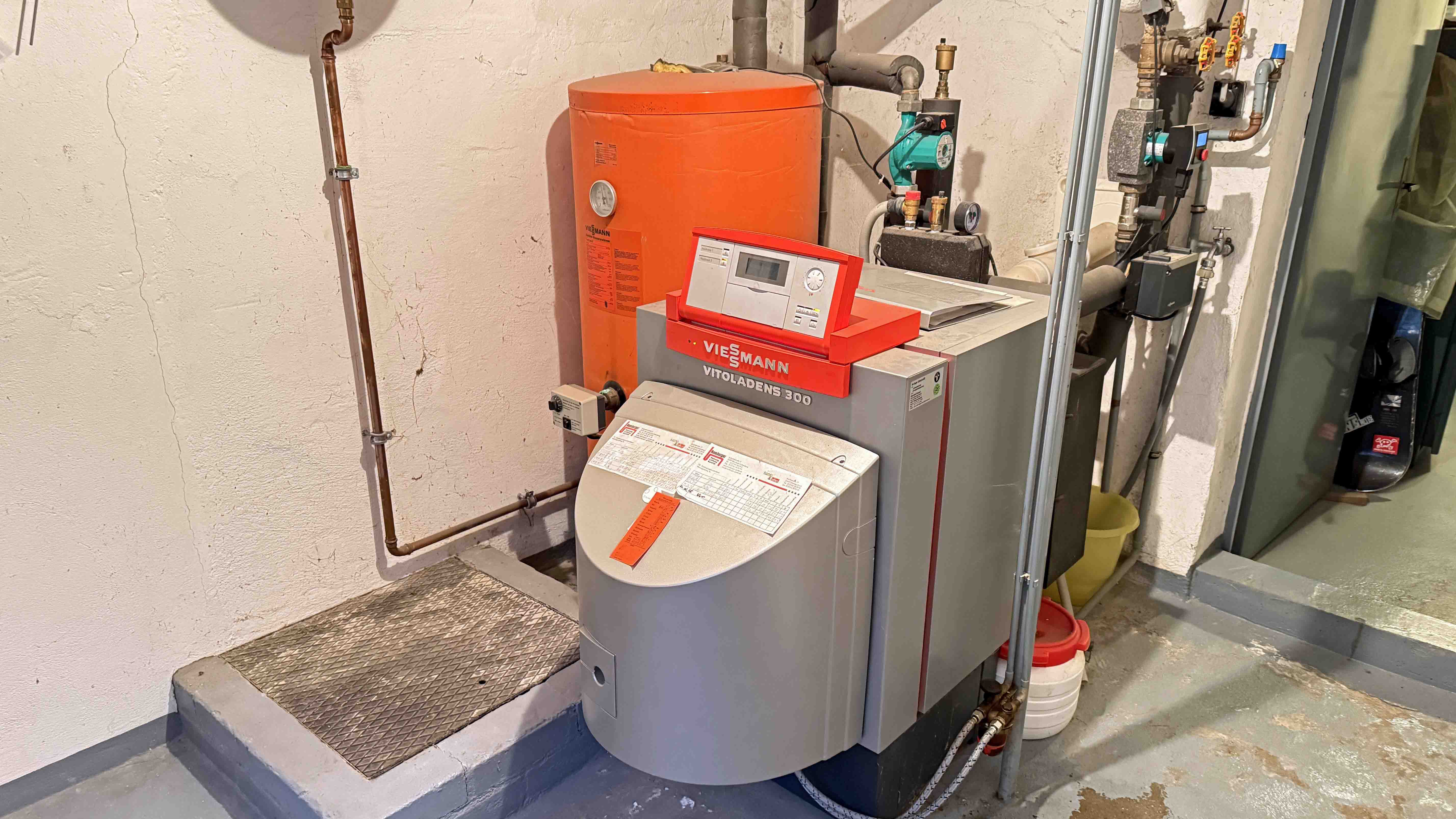 Waldbröl: Gepflegtes 50er-Jahre-EFH im herrlichen Höhenweg, moderne Öl-Zentralheizung Bj.2010 (Brennwert) 