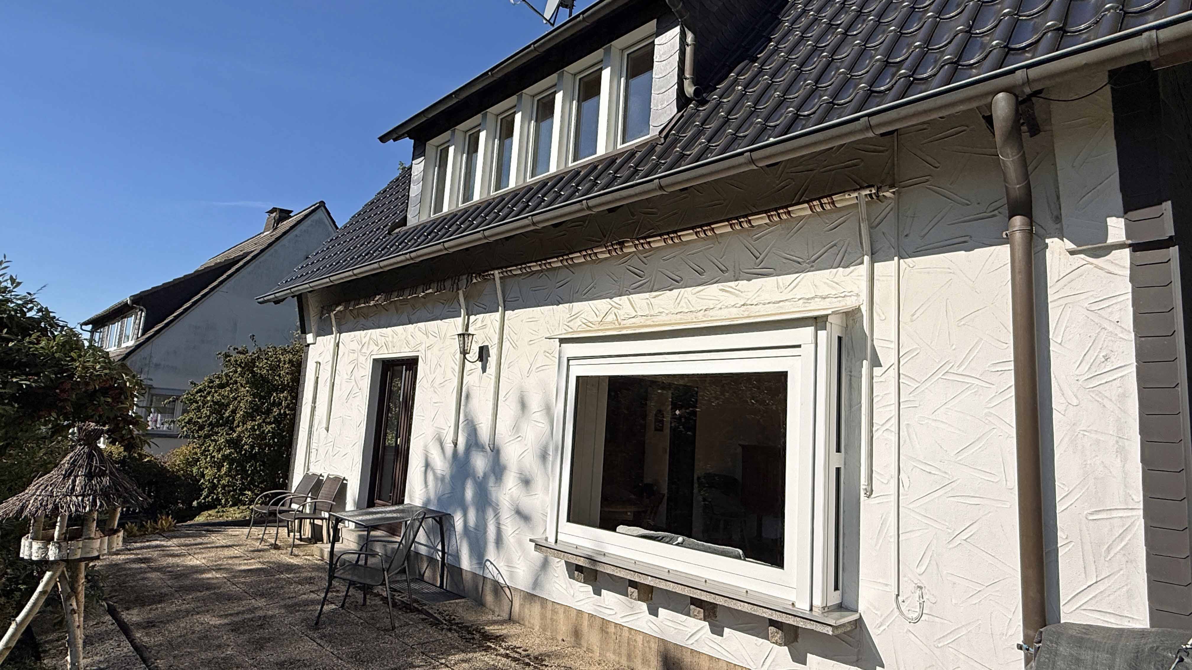 Waldbröl: Gepflegtes 50er-Jahre-EFH im herrlichen Höhenweg, ...großer Terrasse, Panoramafenster und Dachgaube