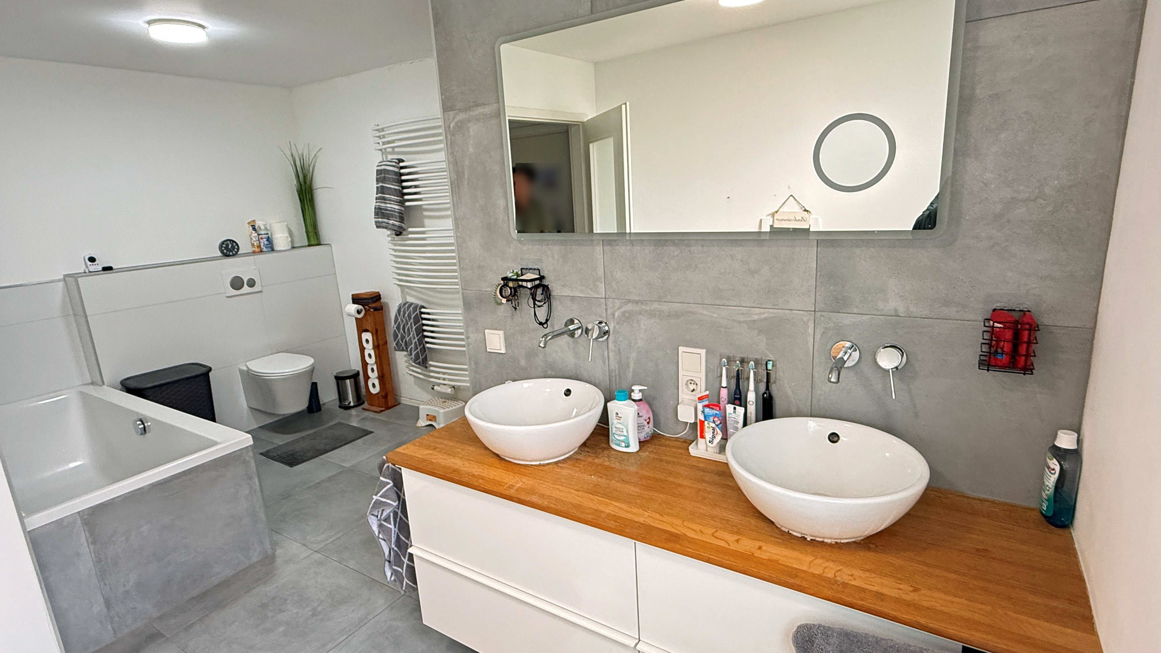 Morsbach-Ellingen: Viel Platz und Natur / Familienparadies am Waldrand, modernes Familienbad mit...