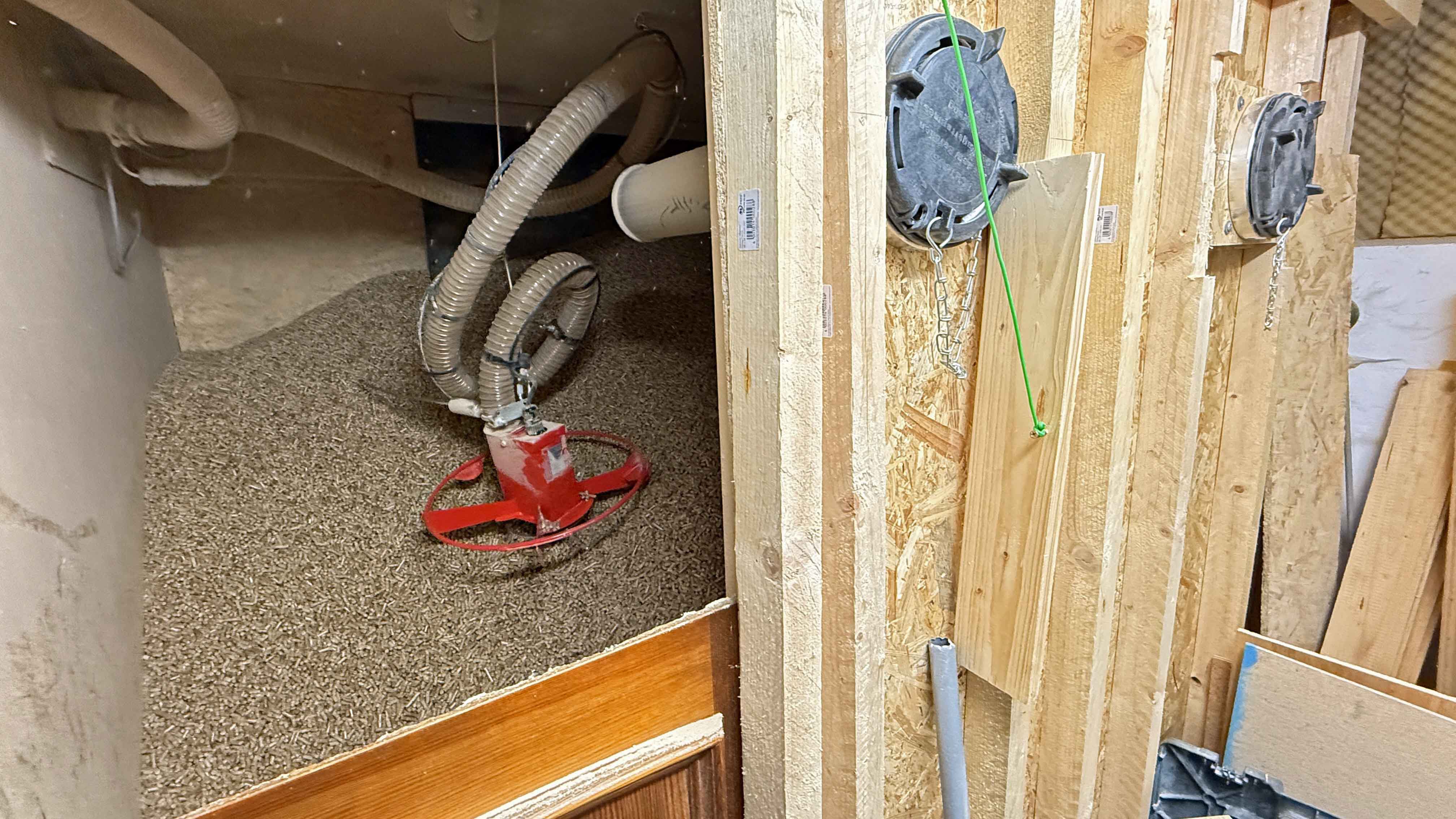 Reichshof-Nosbach: Wohlfühlhaus mit PV-Anlage, Stromspeicher und Wallbox, Pelletheizung mit automatischer Befüllung...